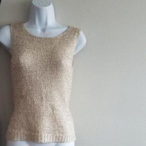 KNIT TOP